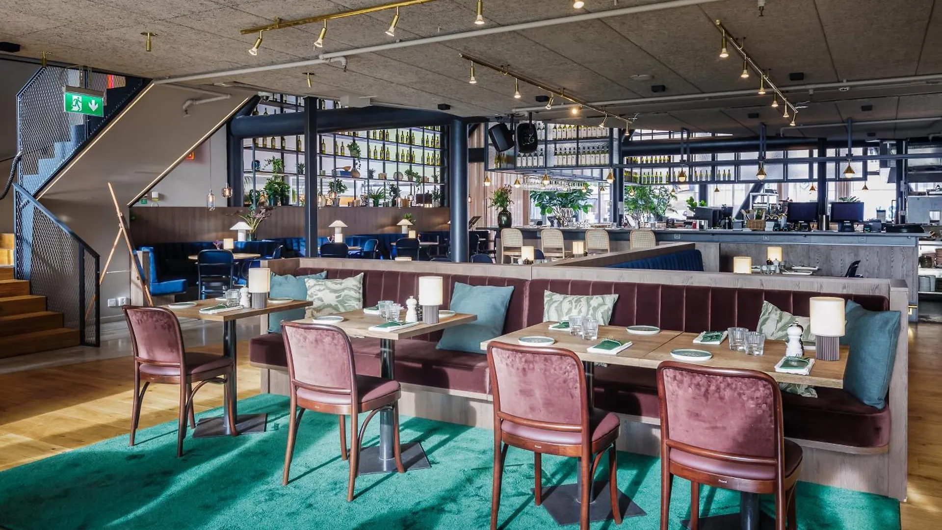 Clarion Hotel Stockholm 4*,