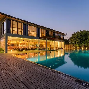 ***** Otel Regenta Arie Lagoon Sri Lanka